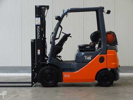 Treibgasstapler 2022  Toyota 02-8FGF18 - DEMO - TRIPLEX (2)