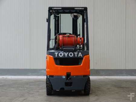 Treibgasstapler 2022  Toyota 02-8FGF18 - DEMO - TRIPLEX (5)
