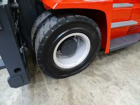 Dieselový VZV 2011  Kalmar DCE120-6 (4)