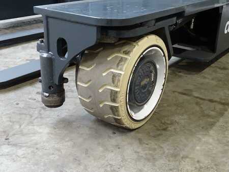 Empilhador Quatro caminhos 2021  Combilift C4000ET - TRIPLEX (9)