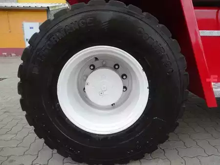 Dieseltrukki 2004  Svetruck 12120-35 (9)