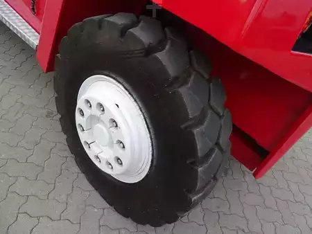 Dieseltrukki 2004  Svetruck 12120-35 (9)