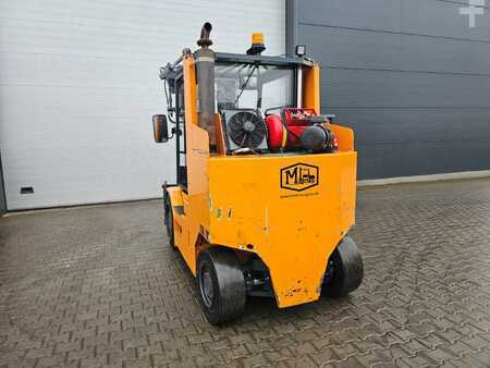 Carelli elevatori compatti 2015  RMF KSBL70G (3)