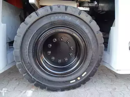 Čtyřcestný vysokozdvižný vozík 2017  HUBTEX DQ80-G (10)