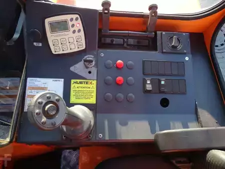 Čtyřcestný vysokozdvižný vozík 2017  HUBTEX DQ80-G (7)