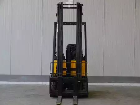 Elektromos 3 kerekű 2000  Jungheinrich EFG-DH12 (3)