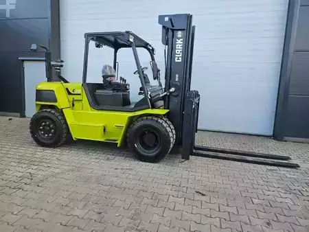 Diesel gaffeltruck 2025  Clark C70D - NEU - DIESEL KUBOTA - TRIPLEX (3)
