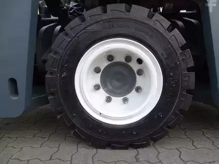 Vierweg zijlader 2016  Combilift C8000 (9)