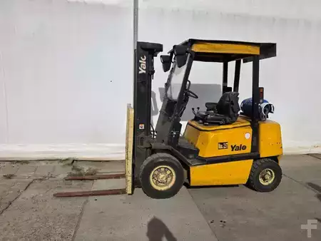 Carrelli elevatori GPL 2005  Yale GLP25RF (1)