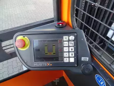 Carretilla de 4 vías 2008  HUBTEX MQ55 (7)