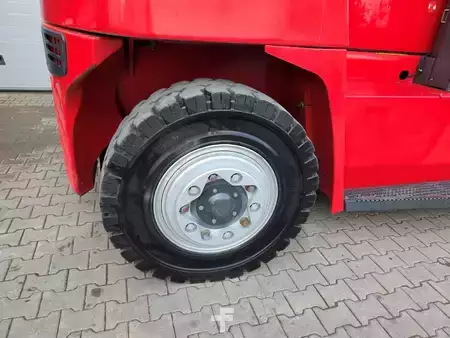 Wózki widłowe diesel 2021  Kalmar DCG160-12 TRIPLEX (10)
