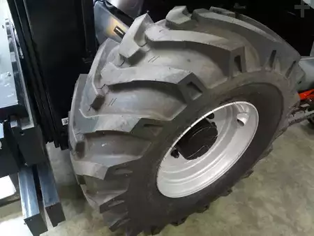 Empilhador todo-terreno 2026  Manitou M50-4D - TRIPLEX- 4x4 - NEU (8)