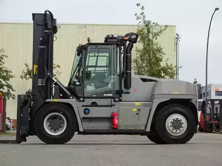 Wózki widłowe diesel 2024  Kalmar DCG180-6 (2)