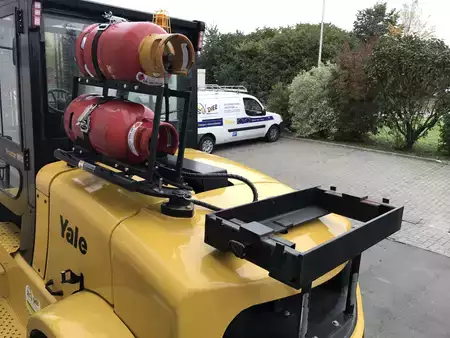 Gas gaffeltruck 2015  Yale GLP90VX (5)