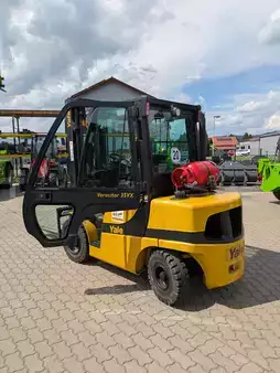Gas truck 2017  Yale GLP 35 VX (1)