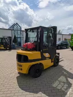 Gas truck 2017  Yale GLP 35 VX (2)