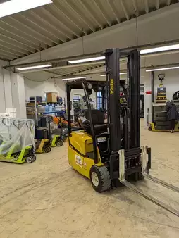 3-wiel elektrische heftrucks 2022  Yale ERP 15 VT (3)