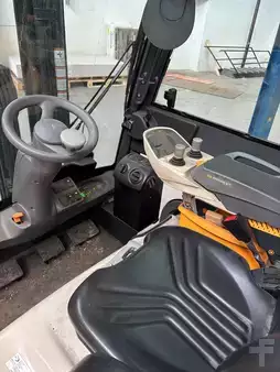Elektro čtyřkolový VZV 2022  Crown SCF6260H-2.0-TT-4825 (2)