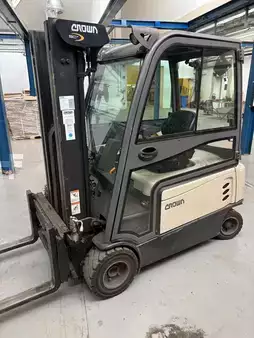 Elektro čtyřkolový VZV 2022  Crown SCF6260H-2.0-TT-4825 (4)