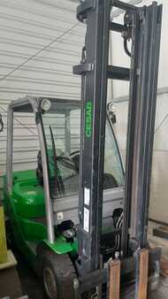 Diesel Forklifts 2013  Cesab M318 (7)