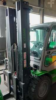 Dieselstapler 2020  Cesab M 335 H-D (1)