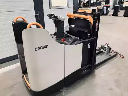 Hochhubwagen 2018  Crown DT 3040 (4)