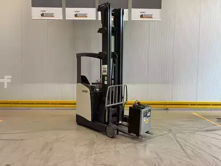 Chariots à mât rétractable 2022  Crown ESR 5260 (5)