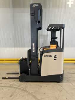 Reach Truck 2023  Crown ESR122014TT7150 (1)