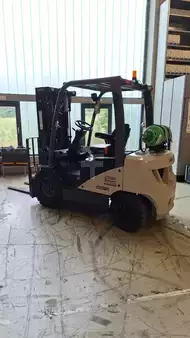 LPG heftrucks 2023  Crown CG 25 (1)