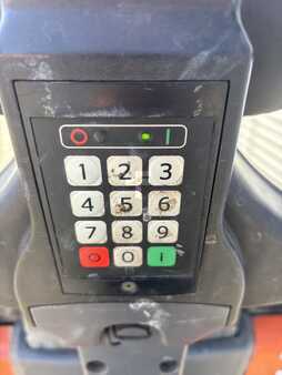 Nízkozdvižný vozík 2015  BT LWE 180 (6)