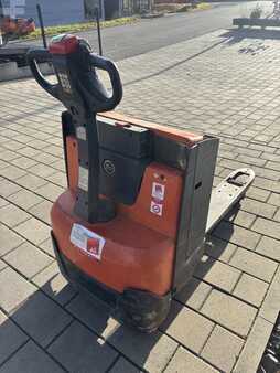 Nízkozdvižný vozík 2015  BT LWE 180 (12)