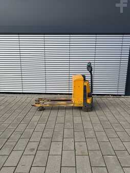 Transpallet elettrici 2010  Jungheinrich EJE 118 (2)