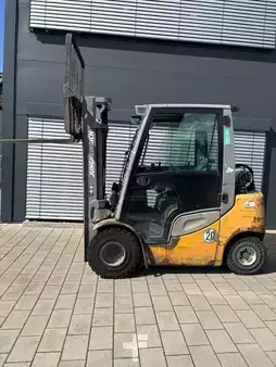 Wózki gazowe 2017  Jungheinrich TFG425s Triplex Motorölverbrauch zu hoch (1)