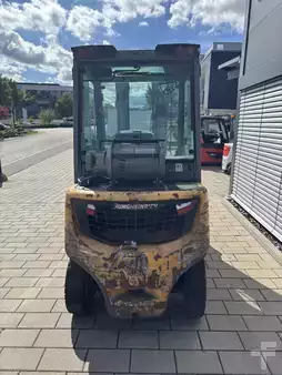 Wózki gazowe 2017  Jungheinrich TFG425s Triplex Motorölverbrauch zu hoch (5)