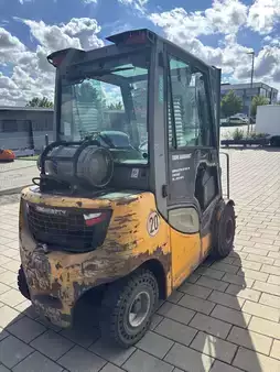 Wózki gazowe 2017  Jungheinrich TFG425s Triplex Motorölverbrauch zu hoch (6)