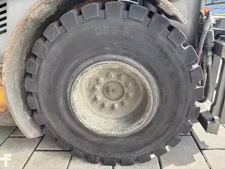Wózki gazowe 2017  Jungheinrich TFG425s Triplex Motorölverbrauch zu hoch (8)