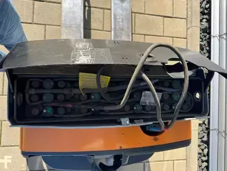 Transpaleta eléctrica 2008  Still EXU 16 (7)