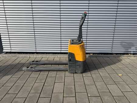 Porta-paletes elétrico 2016  Jungheinrich EME114 - NEUE Batterien 10/2025 (1)