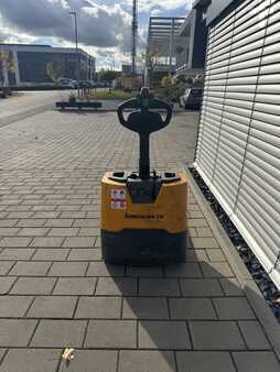 Porta-paletes elétrico 2016  Jungheinrich EME114 - NEUE Batterien 10/2025 (5)