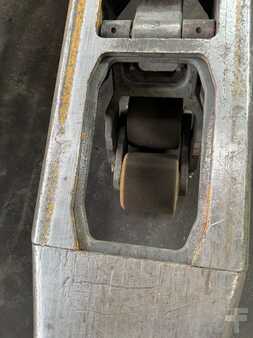 Apilador eléctrico 2012  Jungheinrich ERD 220 (8)