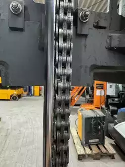 Stacker com assento  Jungheinrich ESD 220 (8)