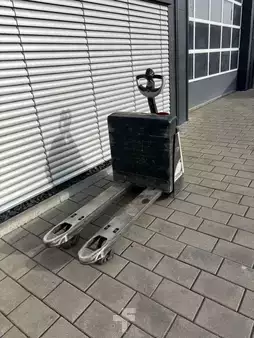 El-pallevogn 2010  Crown WP2315 (3)