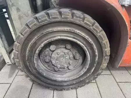 LPG VZV 2004  Toyota 02-7FGF30 (16)