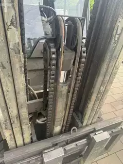LPG VZV 2004  Toyota 02-7FGF30 (7)