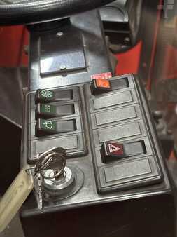 Sähkö - 4 pyör 1996  Kalmar EC5-600 (8)