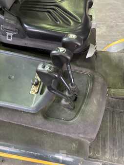 Carretilla elevadora GLP 2010  Jungheinrich TFG 425 (8)