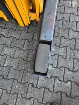 Schubmaststapler  Jungheinrich ETV 14 (22)