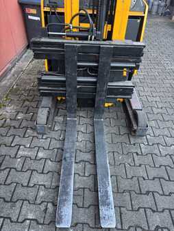 Schubmaststapler  Jungheinrich ETV 14 (28)