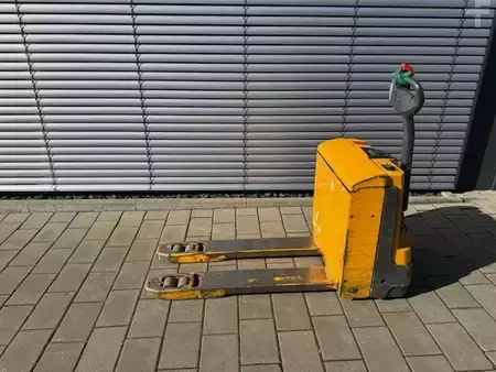 Lavansiirtovaunu 2009  Jungheinrich EJE 116 (1)