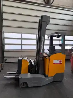 4 vejs reachtruck 2022  Jungheinrich ETV-Q25 (1)